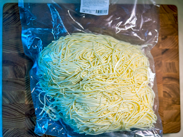 Сырный продукт ФЕРМЕРСКИЙ паутинка белая в Мытищах