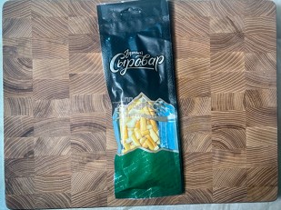 Сыр 60 гр ГОРНЫЙ СЫРОВАР (Балыковый копчёный): Сыр 60 гр ГОРНЫЙ СЫРОВАР (Бочонок копчёный)